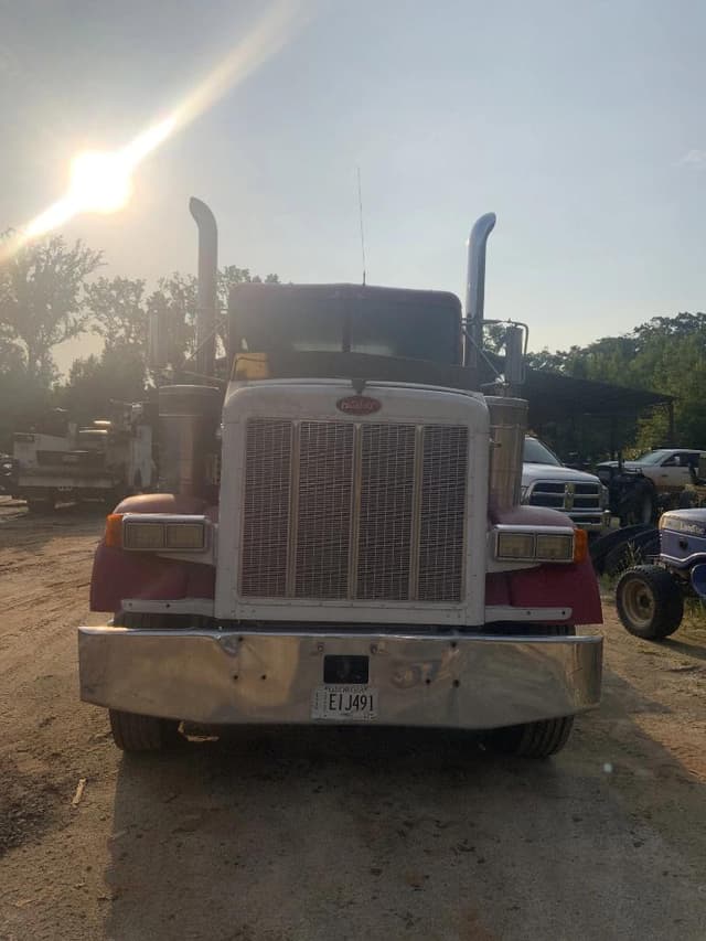 Image of Peterbilt 357 equipment image 1