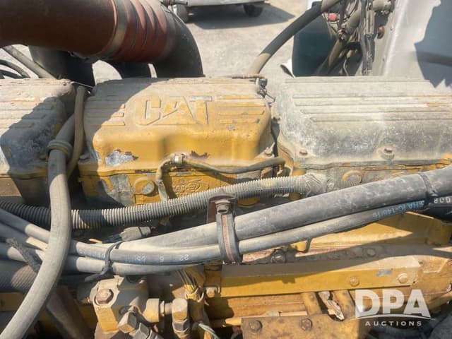 Image of Peterbilt 357 equipment image 4