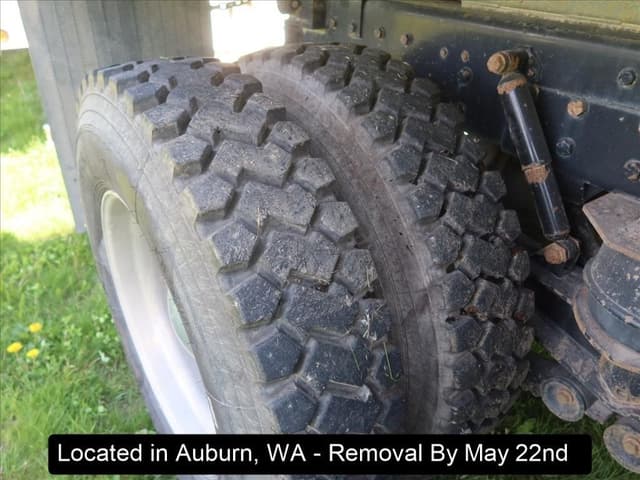 Image of Peterbilt 378 equipment image 1
