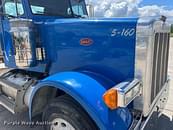 Thumbnail image Peterbilt 378 17