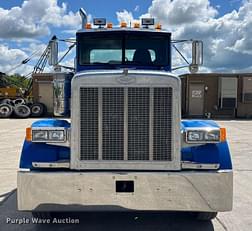 Main image Peterbilt 378 1