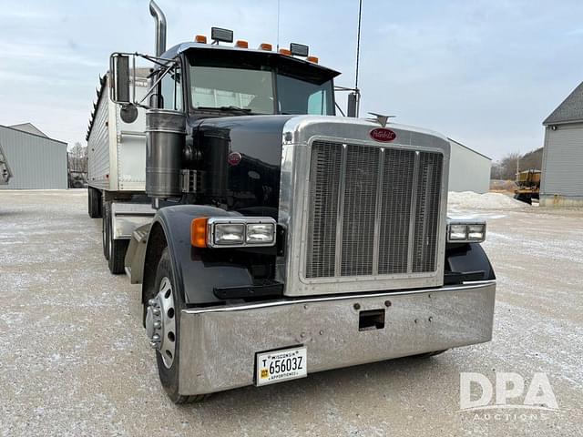 Image of Peterbilt 378 equipment image 4