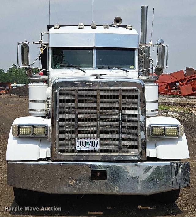 Image of Peterbilt 379 equipment image 1