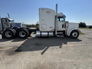 1998 Peterbilt 379 Image