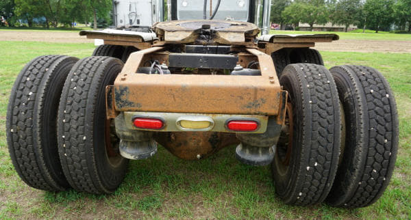 Image of Peterbilt 379 equipment image 4