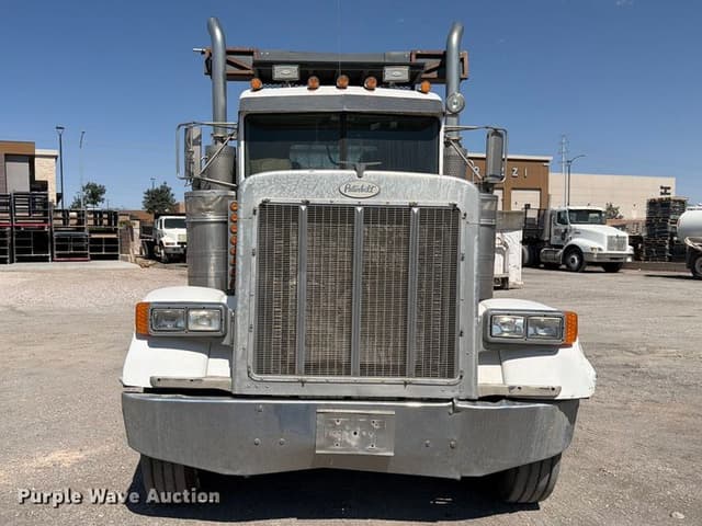 Image of Peterbilt 379 equipment image 1