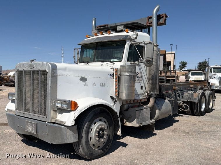 1998 Peterbilt 379 Equipment Image0