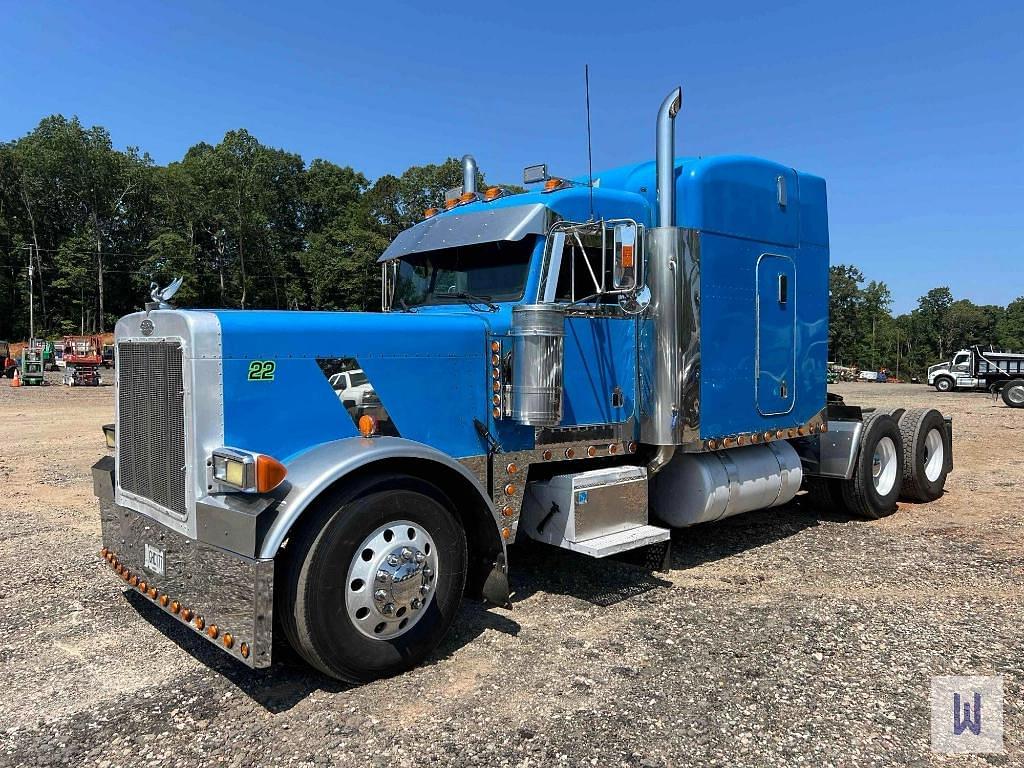 Image of Peterbilt 379 Primary image