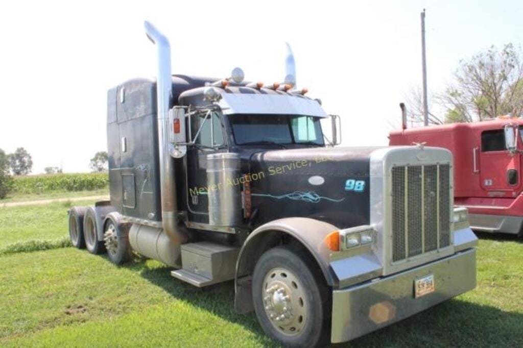 Main image Peterbilt 379
