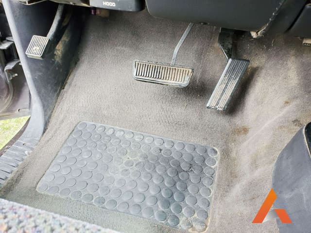 Image of Dodge Ram 2500 equipment image 4