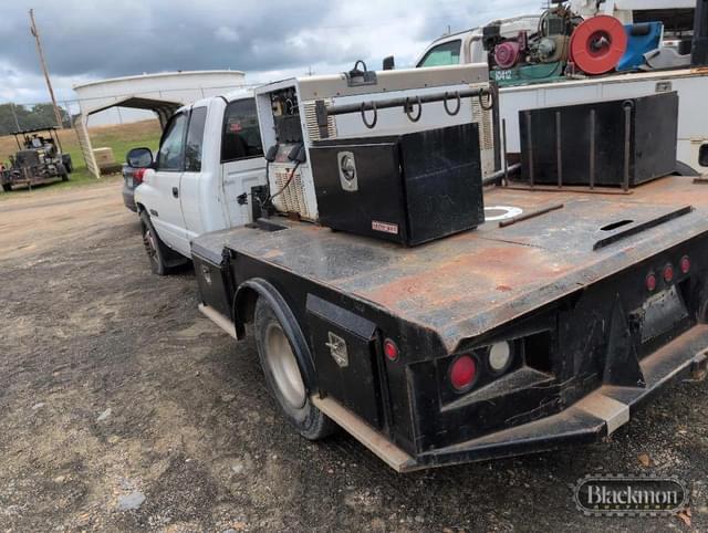 Image of Dodge Ram 3500 equipment image 4