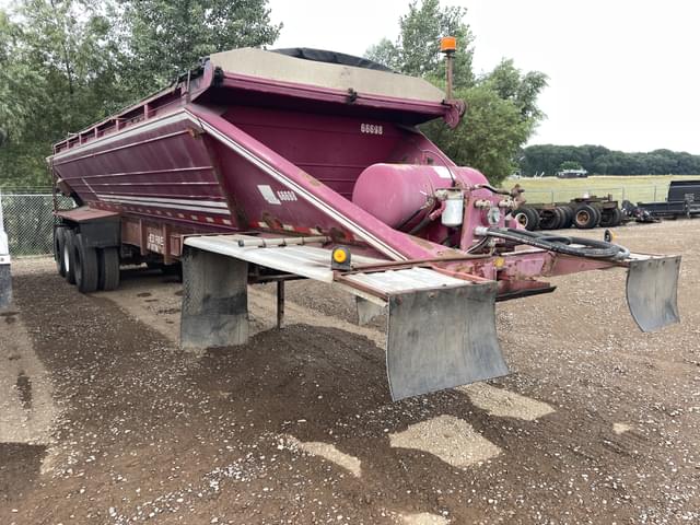 Image of Red River LB334 equipment image 3
