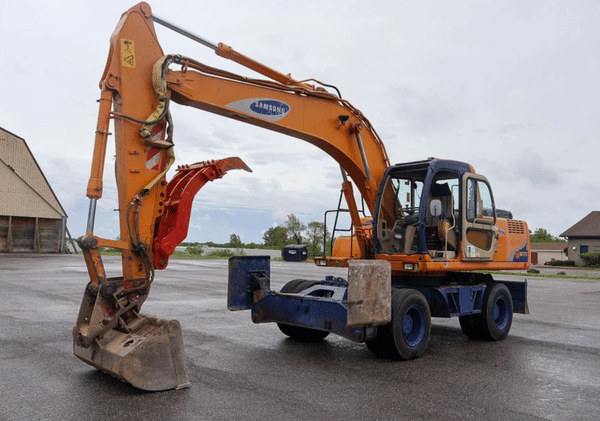 Equipment Main Image