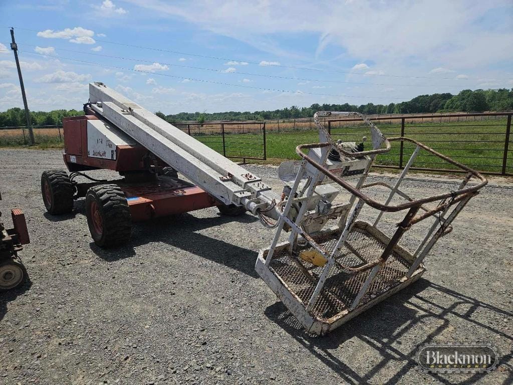 1998 Snorkel TB42 Equipment Image0