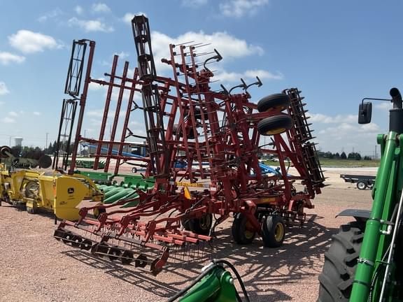 Image of Sunflower 6332-26 equipment image 3