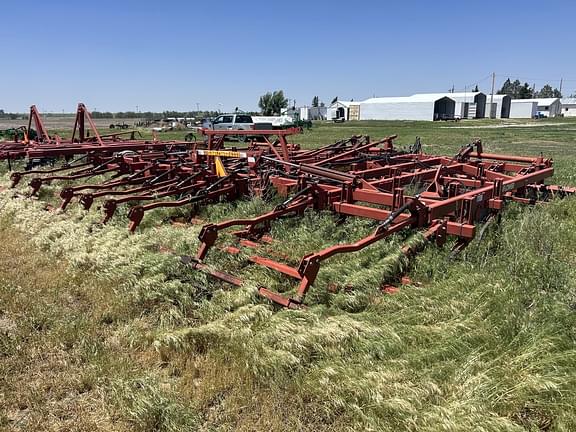 Image of Sunflower 6332-26 equipment image 3