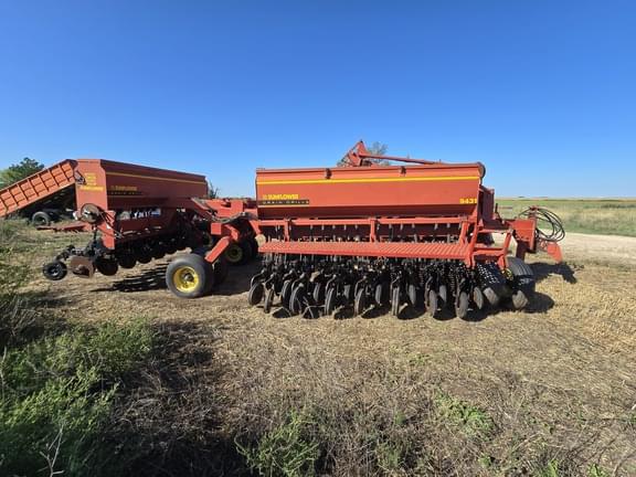 Image of Sunflower 9431 equipment image 3