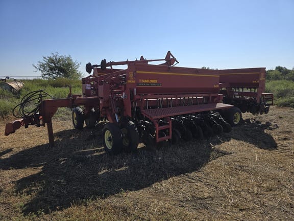 1998 Sunflower 9431-30 Equipment Image0