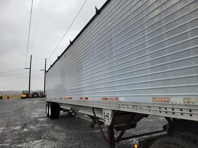 Image of Timpte Super Hopper equipment image 3