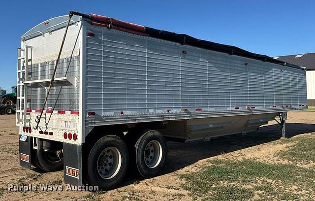 Image of Timpte Grain Trailer equipment image 4