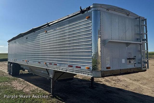 Image of Timpte Grain Trailer equipment image 2