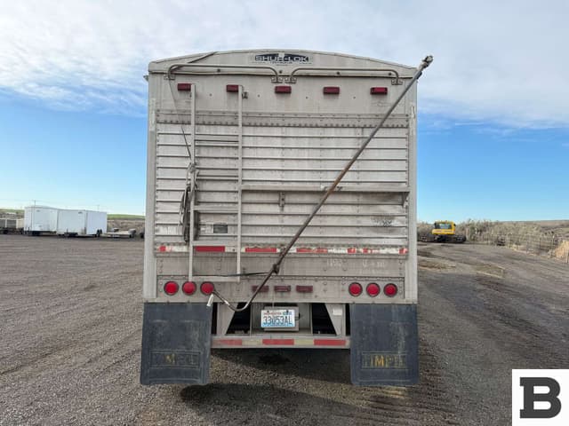 Image of Timpte Grain Trailer equipment image 3