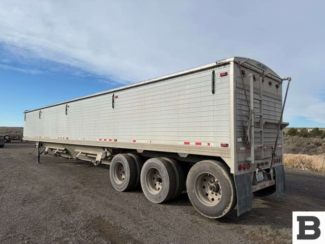 Image of Timpte Grain Trailer equipment image 2