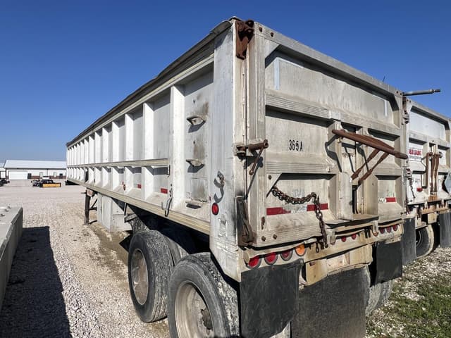 Image of TrailStar 39x102 Dump Trailer equipment image 4