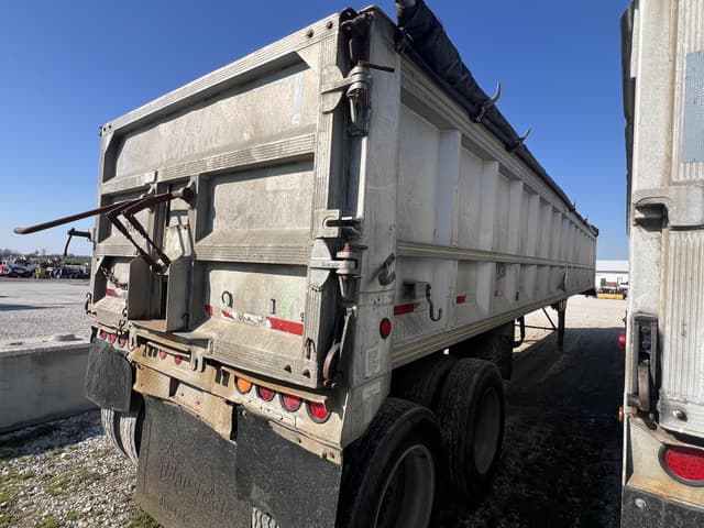 Image of TrailStar 39x102 Dump Trailer equipment image 3