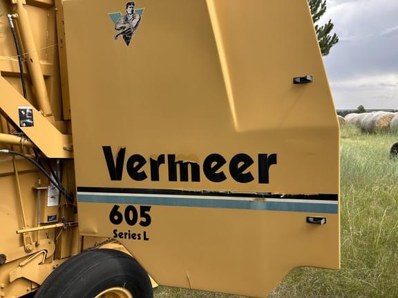 Image of Vermeer 605L equipment image 4