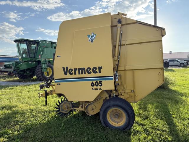 Image of Vermeer 605L equipment image 4