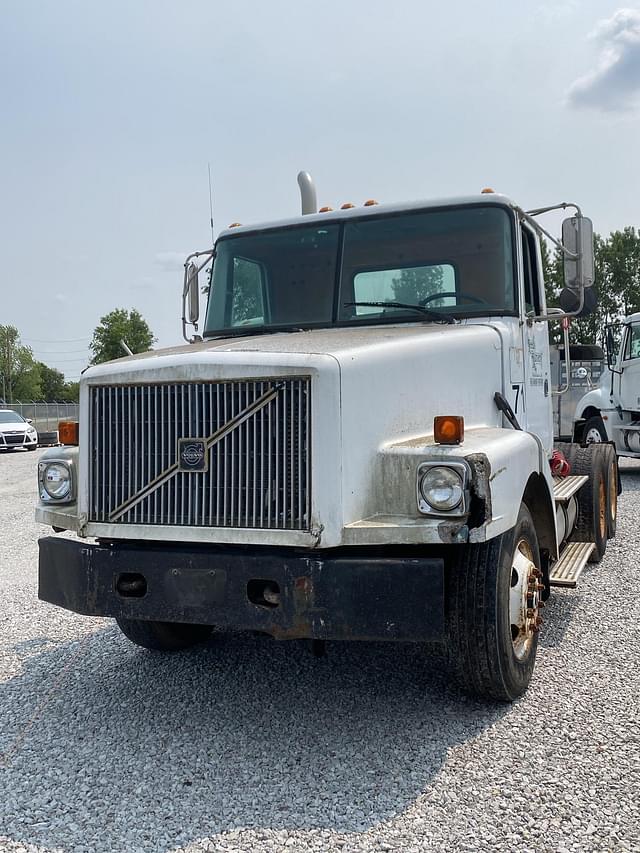 Image of Volvo WG equipment image 4