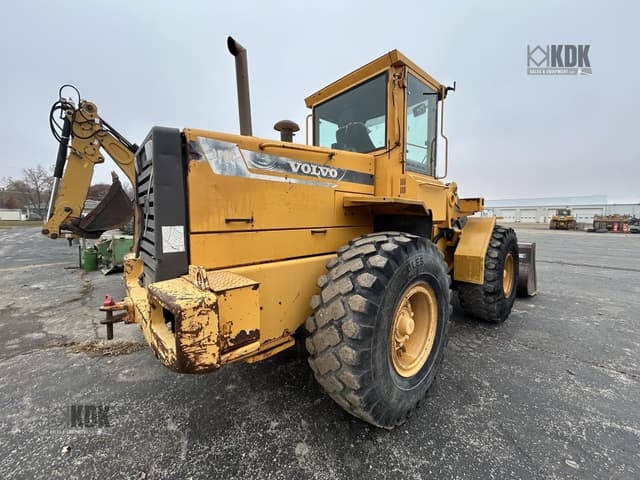 Image of Volvo L70C equipment image 4