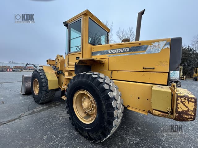 Image of Volvo L70C equipment image 2