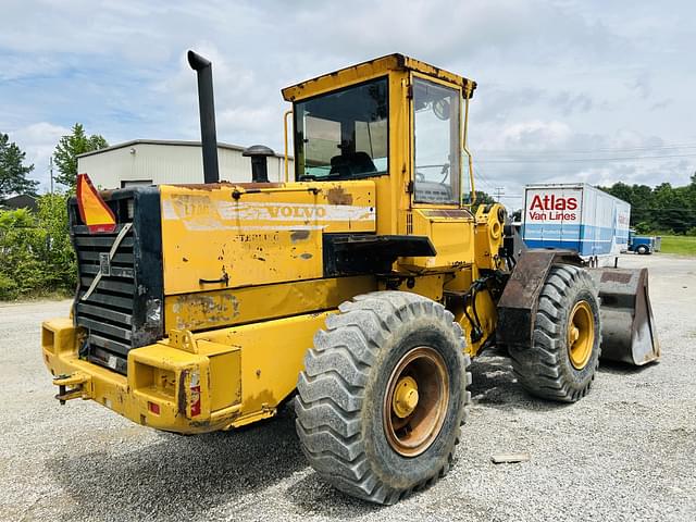 Image of Volvo L70C equipment image 4