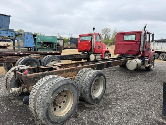 Image of Volvo M11 equipment image 2