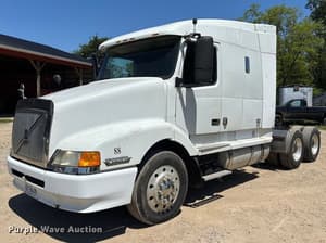 1998 Volvo VNL Image