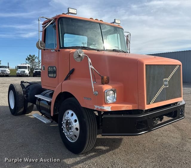 Image of Volvo WG equipment image 2