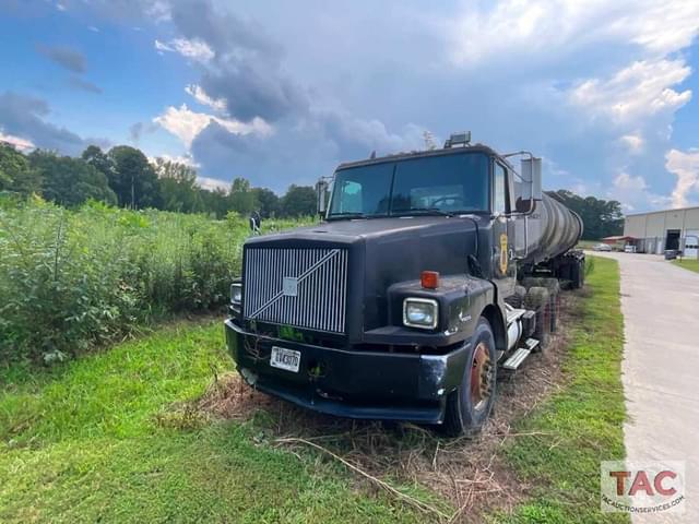 Image of Volvo WG64T equipment image 1