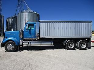 Main image Western Star 4964EX 3