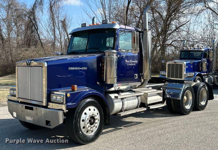 Main image Western Star 4964FX