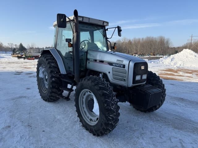 Image of AGCO White 6710 equipment image 2