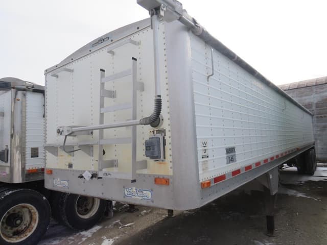 Image of Wilson Pacesetter equipment image 1