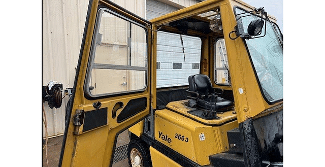 Image of Yale GP8000 equipment image 4