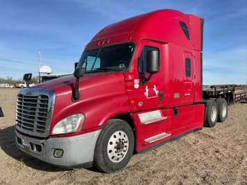 Main image Freightliner Cascadia 125