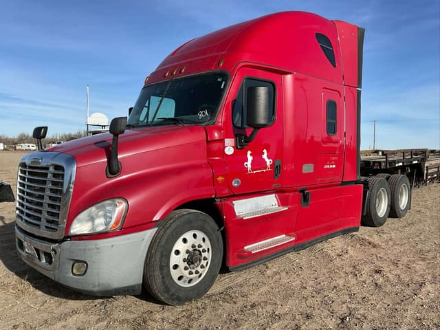 Image of Freightliner Cascadia 125 equipment image 1