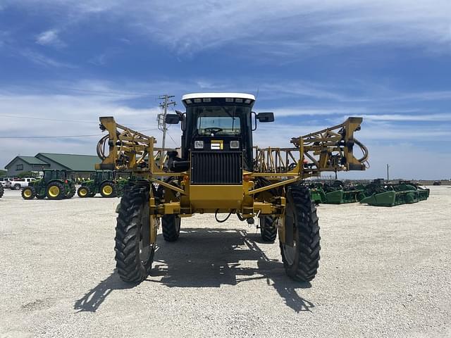 Image of Ag-Chem RoGator 854 equipment image 3
