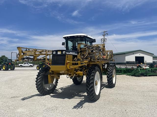 Image of Ag-Chem RoGator 854 equipment image 1