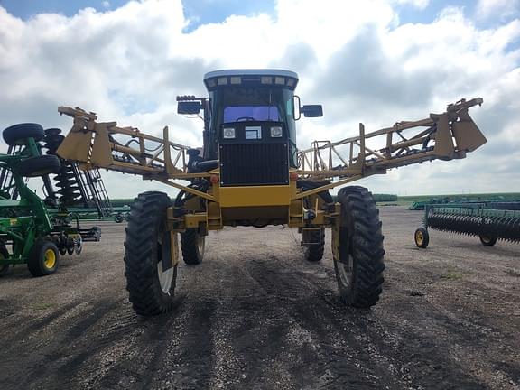 Image of Ag-Chem RoGator 854 equipment image 1