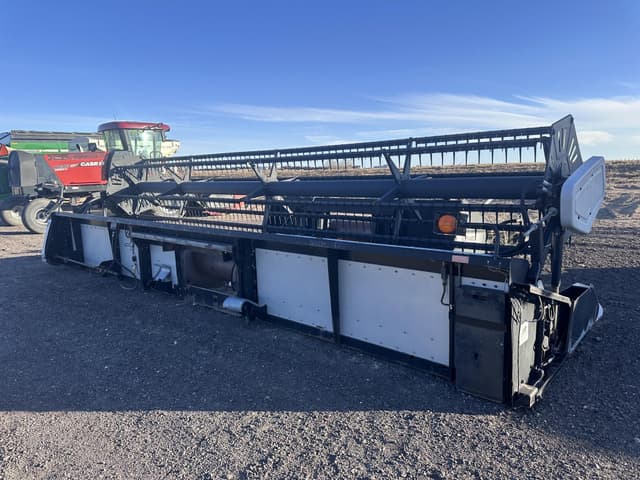 Image of AGCO 800 equipment image 3